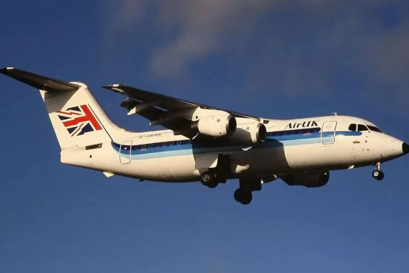 Bae 146 (RJ85) 1:144