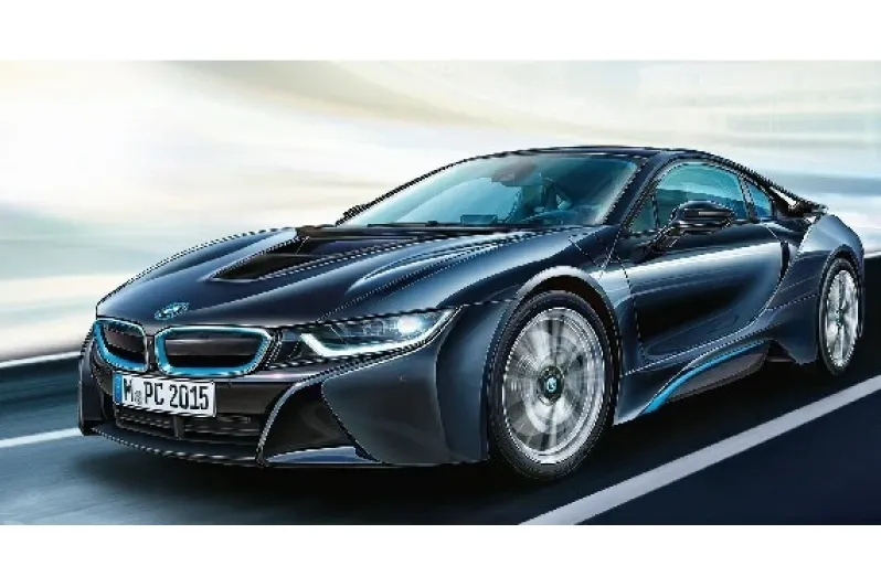 BMW i8