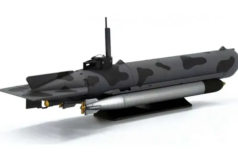 German Midget Submarine Type Molch 1:72