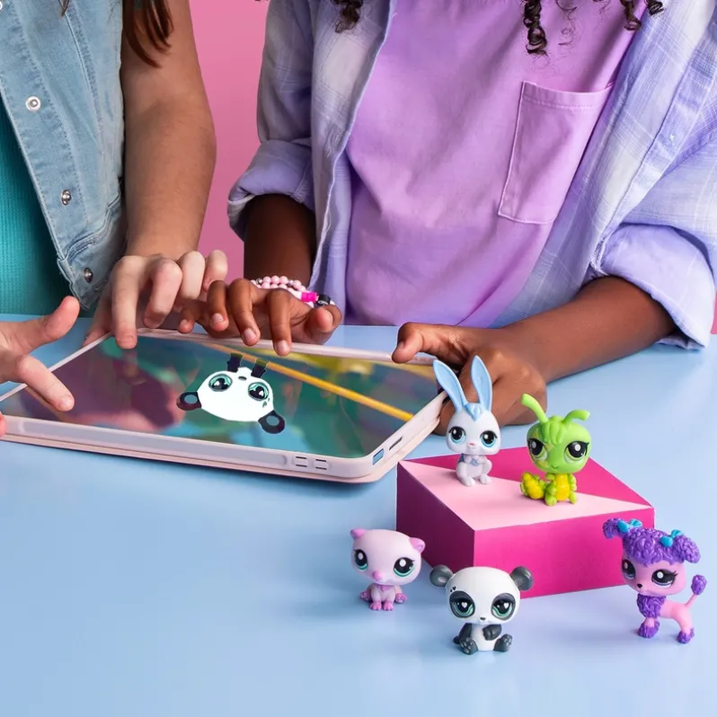 Littlest Pet Shop Pet Surprise