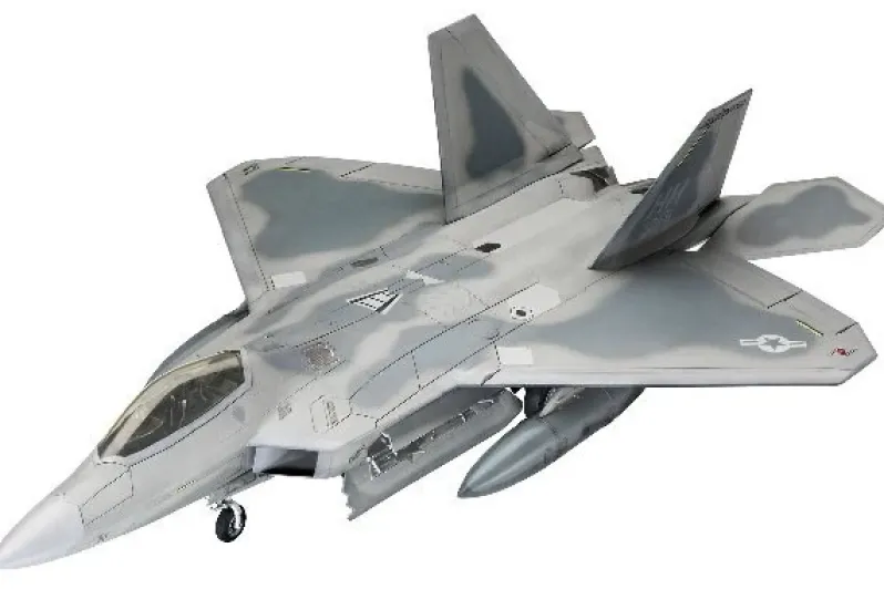 Lockheed Martin F-22A Raptor 1:72