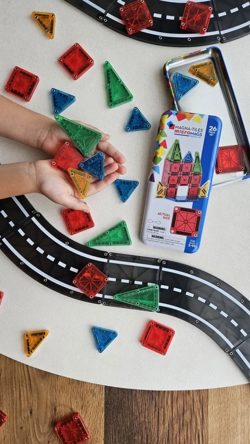 MAGNA-TILES micro MAGS Travel Tin case