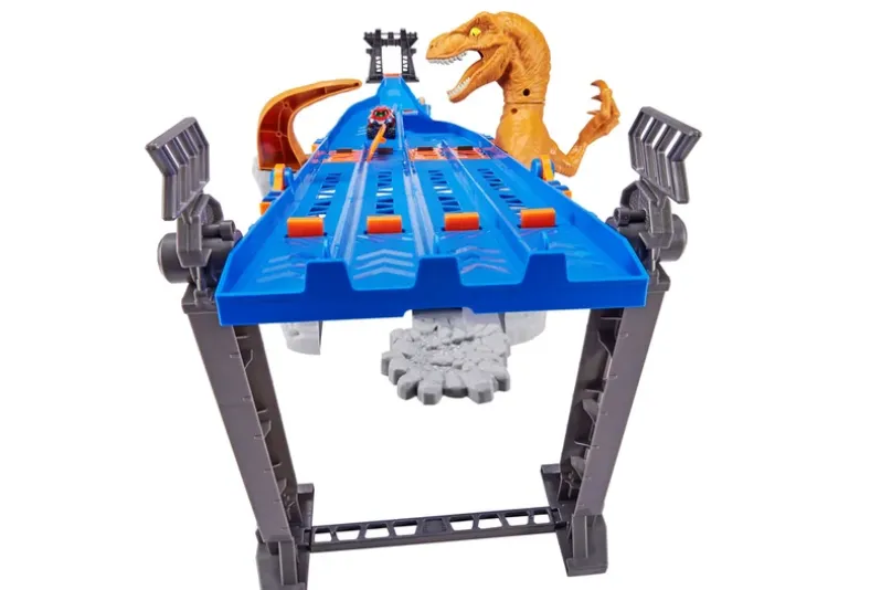 Metal Machines S1 Playset - 4 Lane Madness