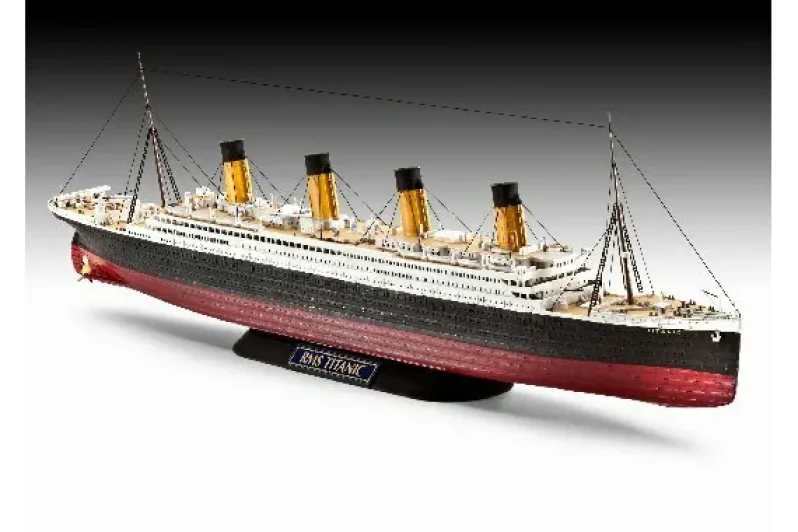 R,M,S, Titanic