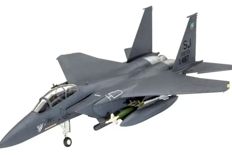 Starter Kit F-15E Strike Eagle & bombs 1:144