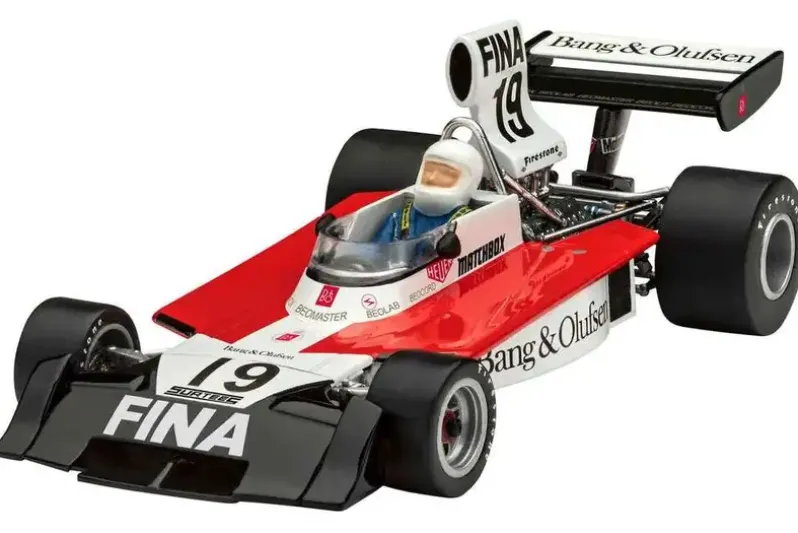 Surtees TS16/03 1:32