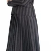 Wednesday Addams nevermore academy kostume med paryk str. 132 cm